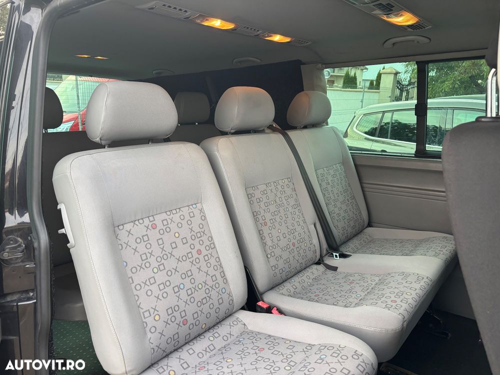 Volkswagen Caravelle - 5