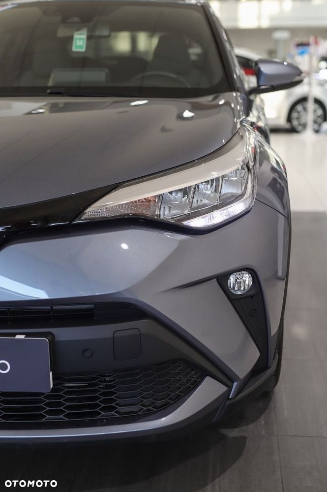 Toyota C-HR - 11