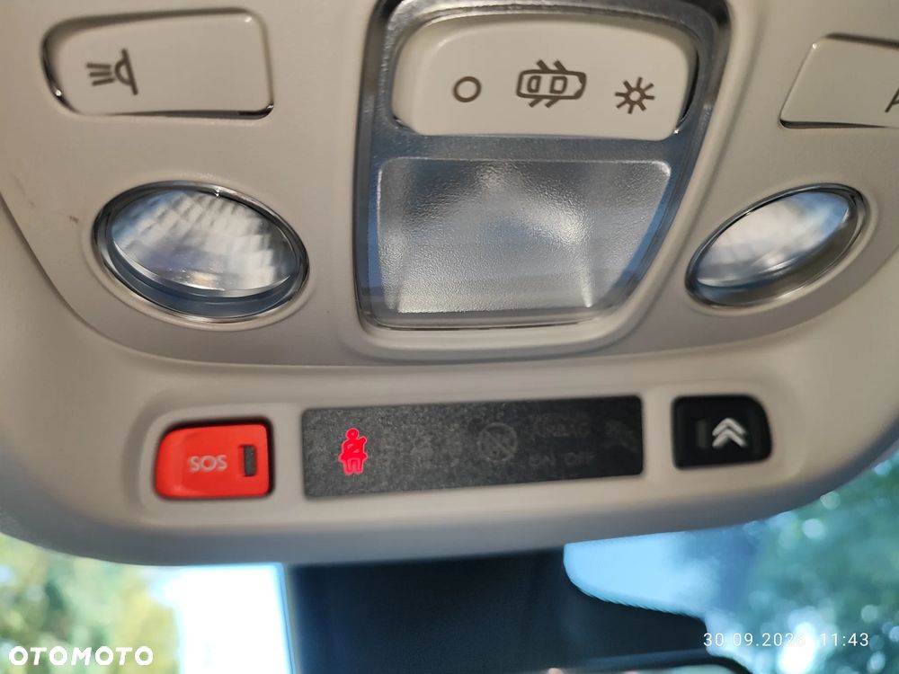 Citroën C3 Aircross 1.2 PureTech GPF Shine S&S EAT6 - 25