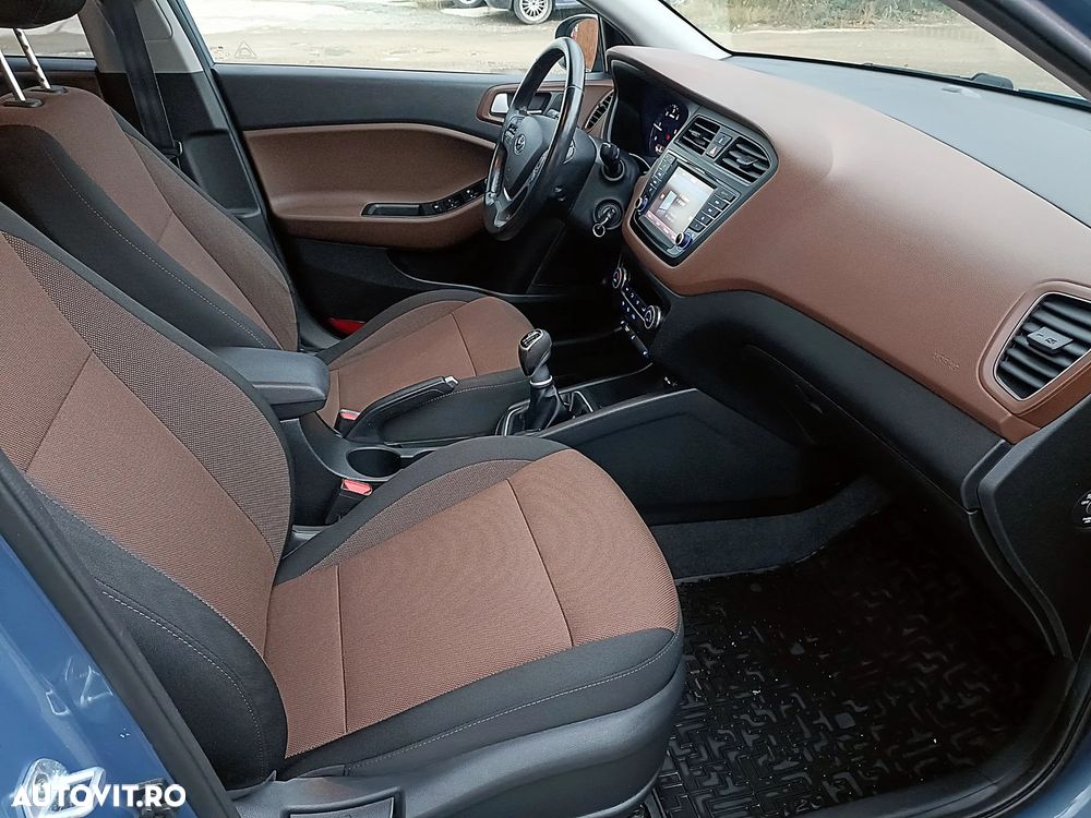 HYUNDAI i20 2016 — imagine 18