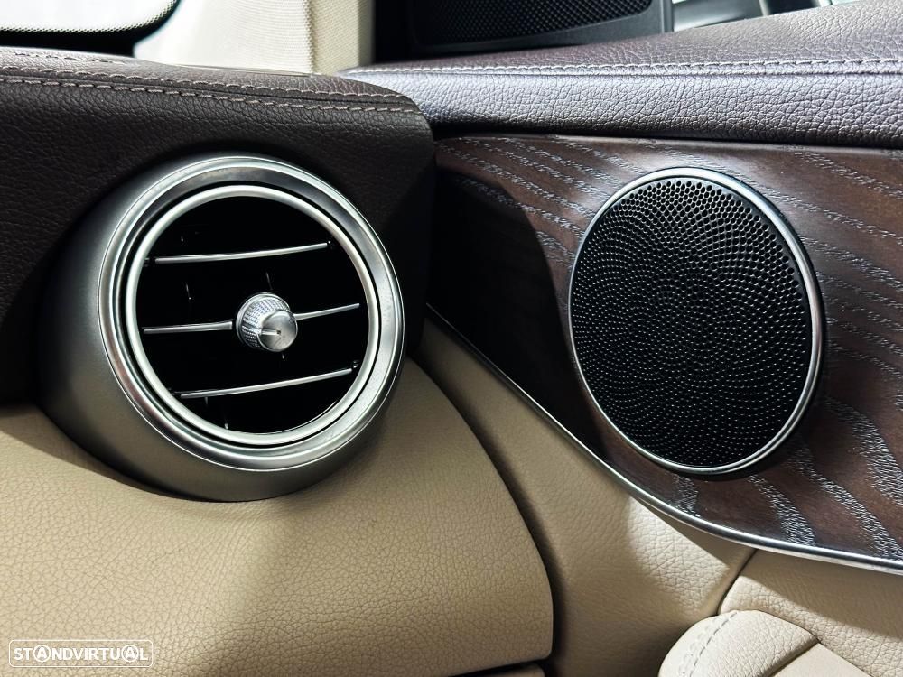 Mercedes-Benz GLC 300 e 4Matic 9G-TRONIC Edition AMG Line - 31