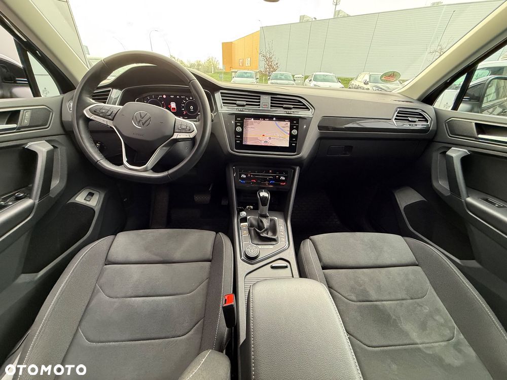 Volkswagen Tiguan 2.0 TSI 4Mot Elegance DSG - 28