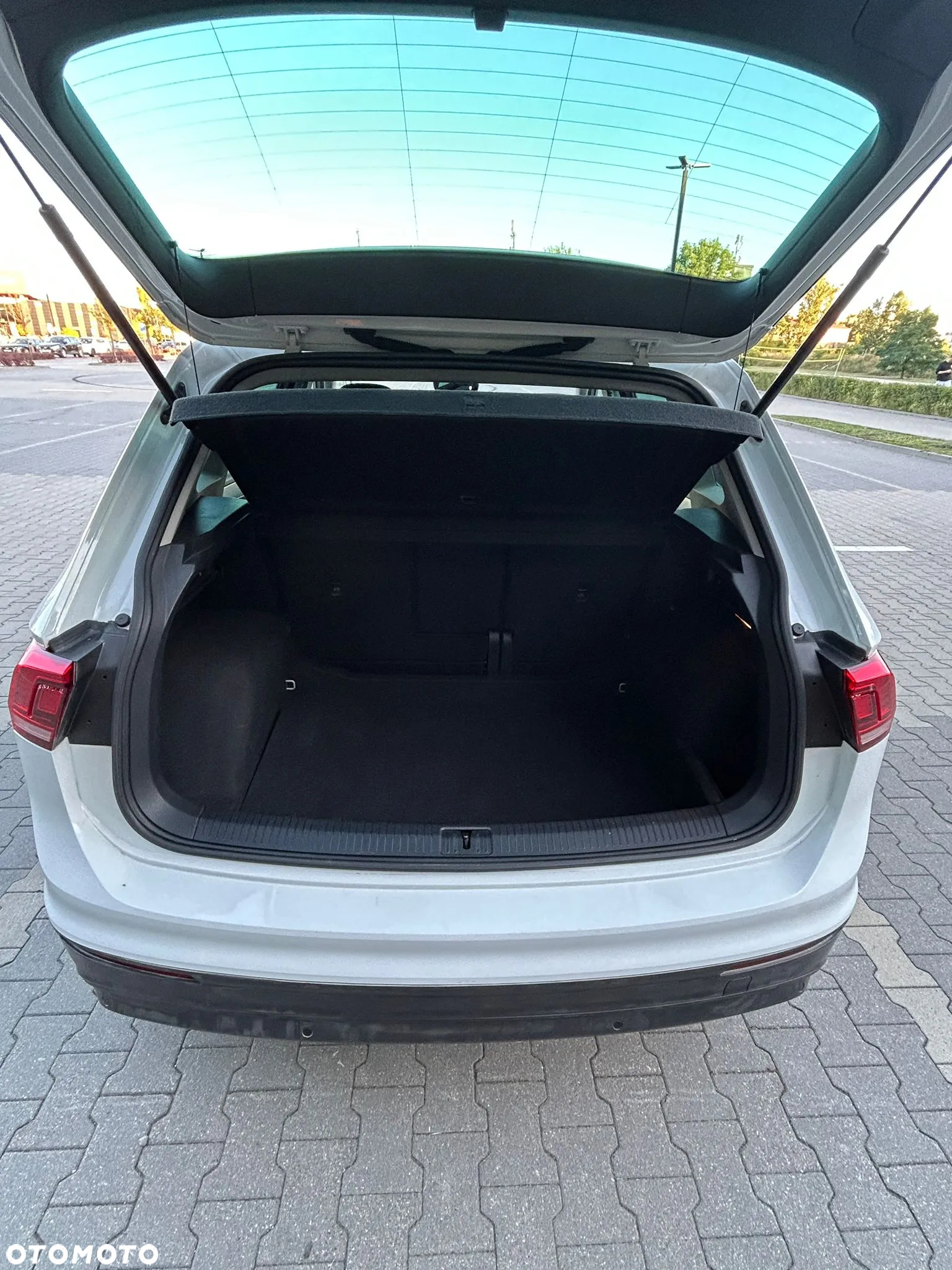Volkswagen Tiguan 2.0 TDI BMT SCR Comfortline DSG - 12