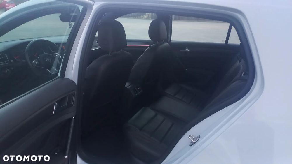 Volkswagen Golf 2.0 TSI BMT GTI Performance - 25