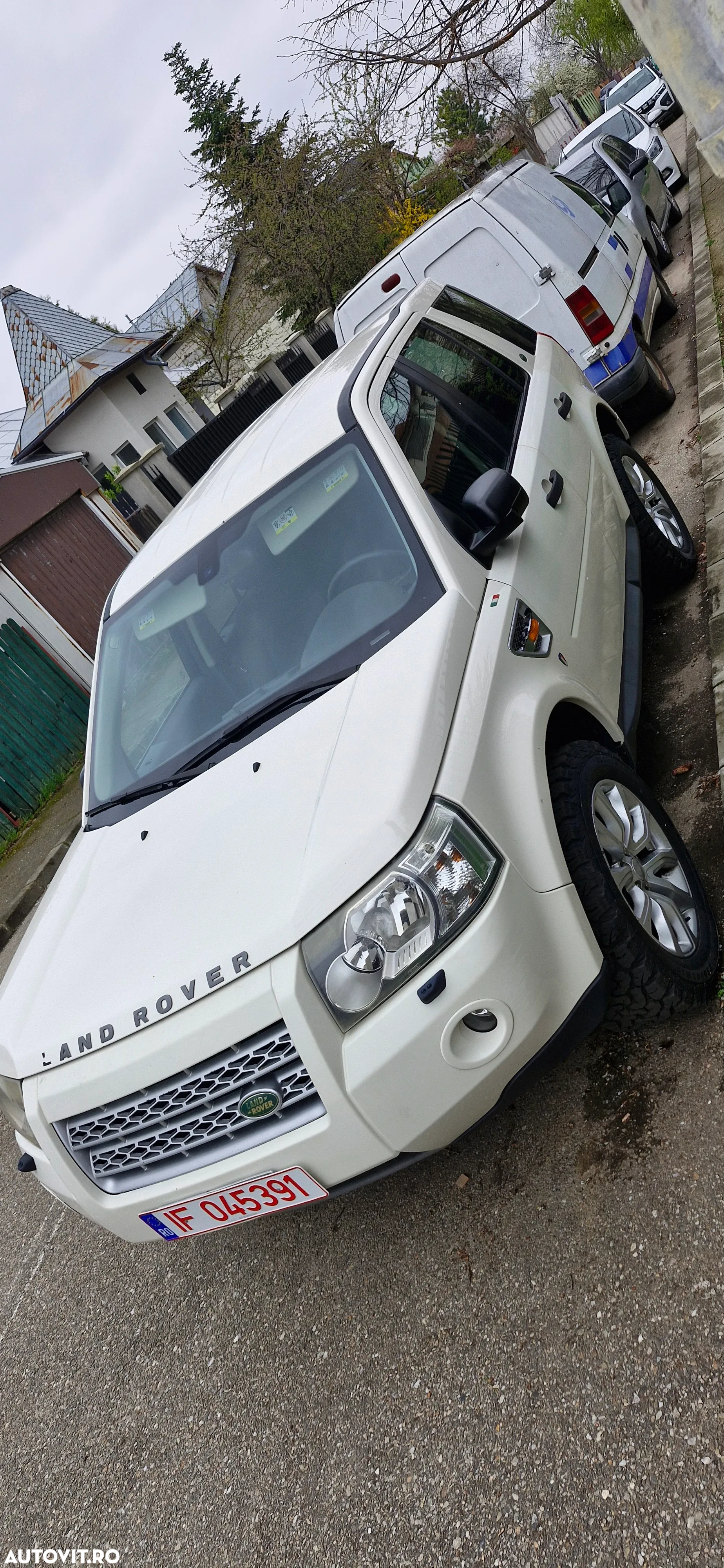 Land Rover Freelander - 12