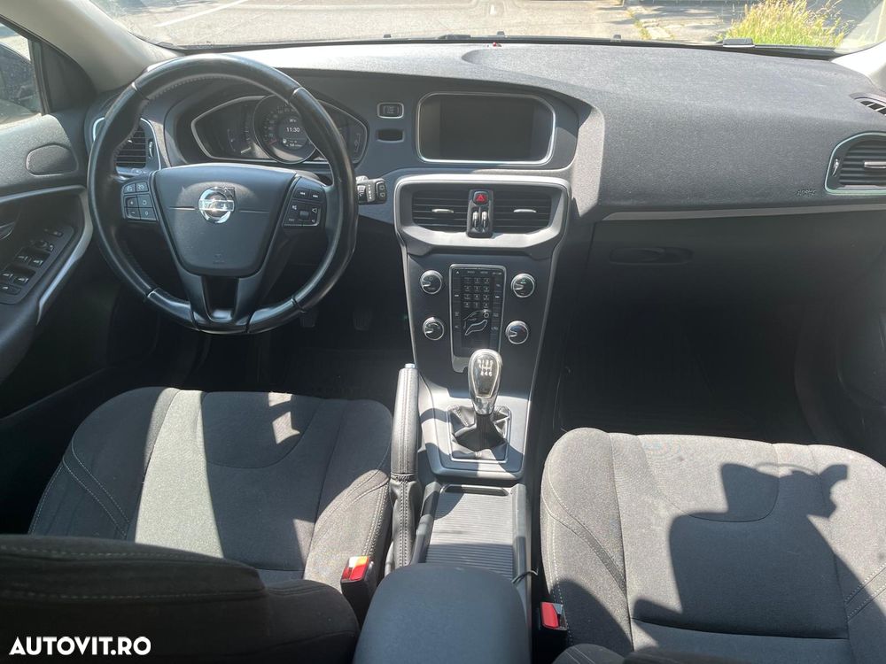Volvo V40 D2 Kinetic - 10