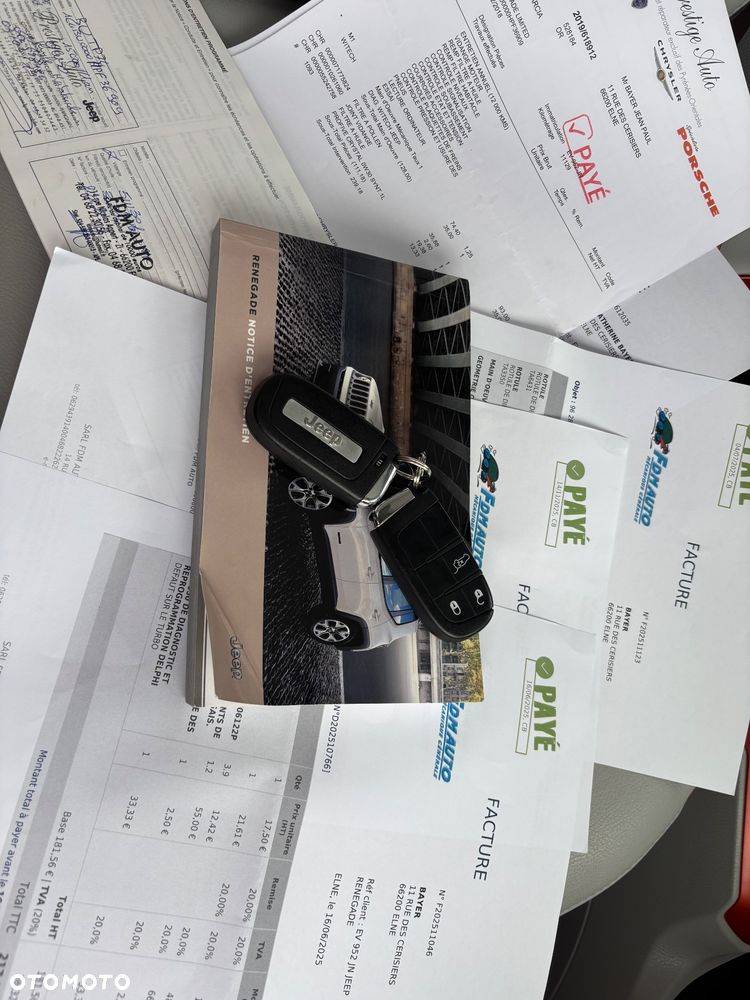 Jeep Renegade 1.4 MultiAir Limited - 40