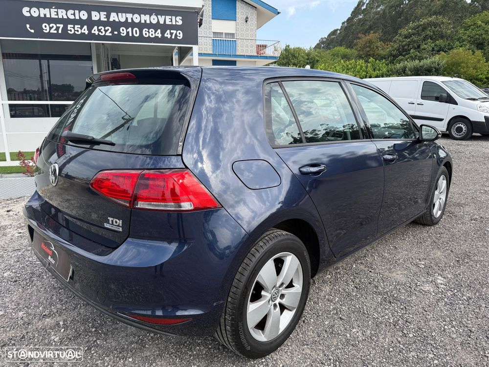 VW Golf 1.6 TDI Confortline - 8
