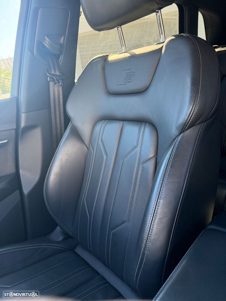 Audi Q8 e-Tron 50 quattro S line - 9