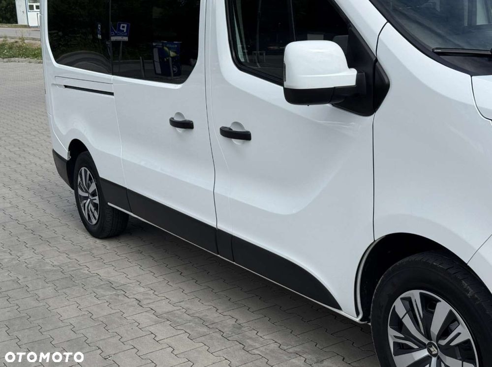Renault Trafic - 13