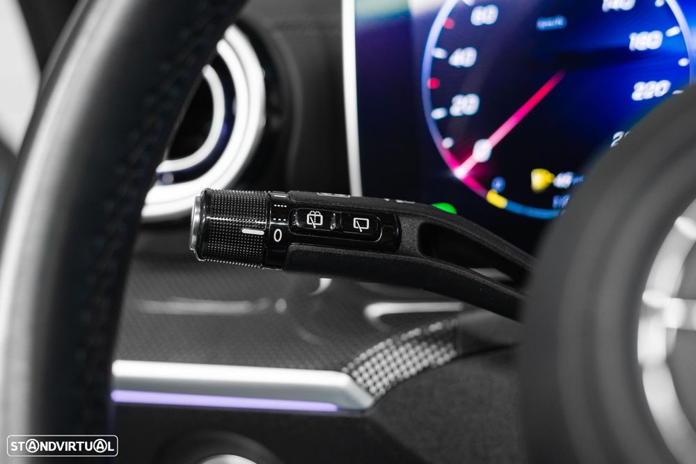 Mercedes-Benz C 300 e T 9G-TRONIC AMG Line - 10