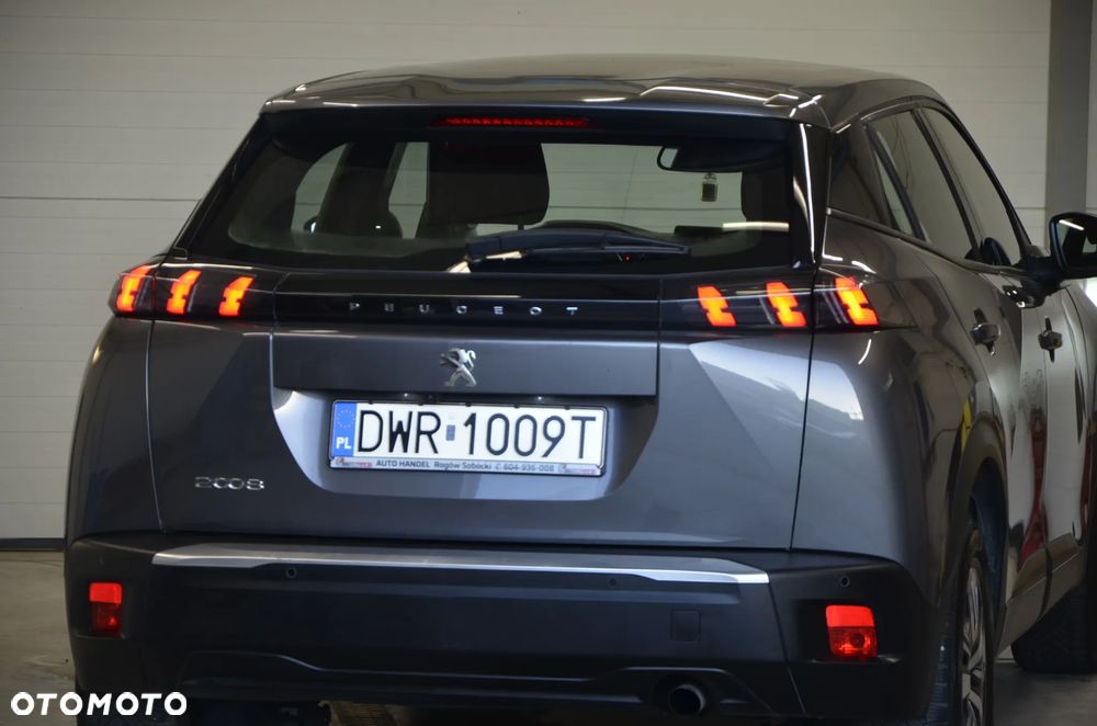 Peugeot 2008 - 4
