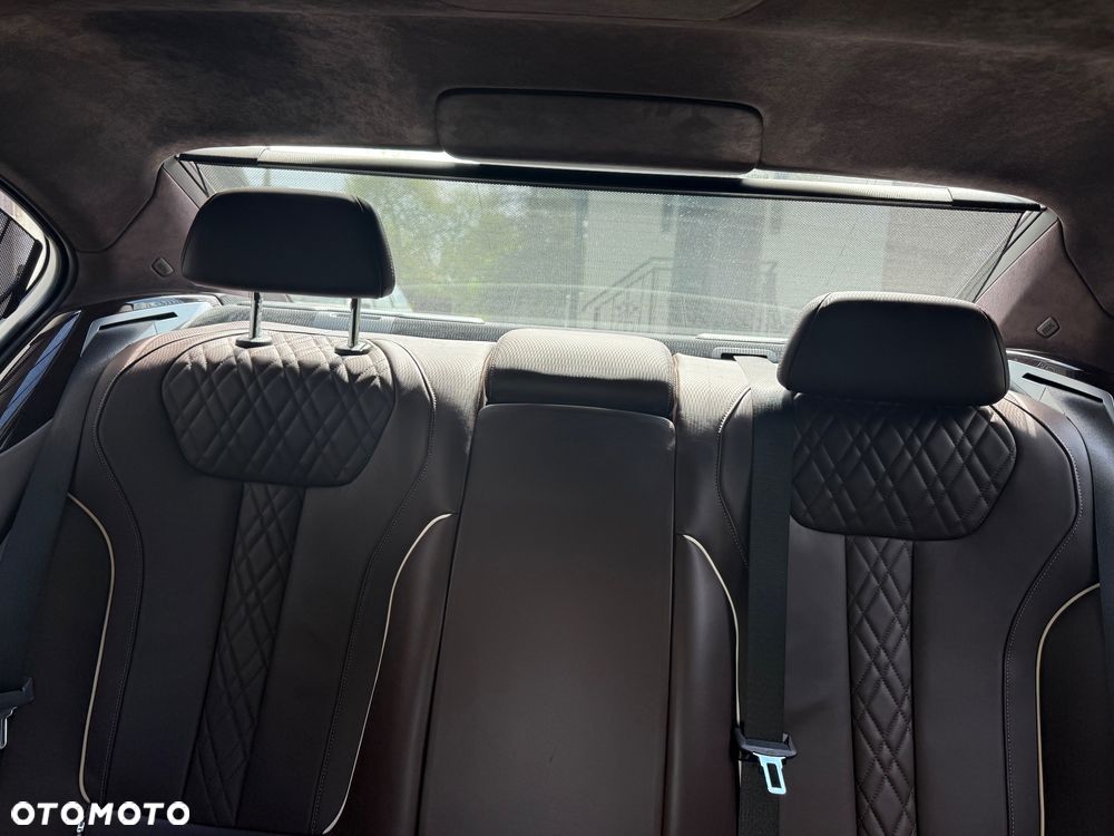 BMW Seria 7 740Ld xDrive - 18