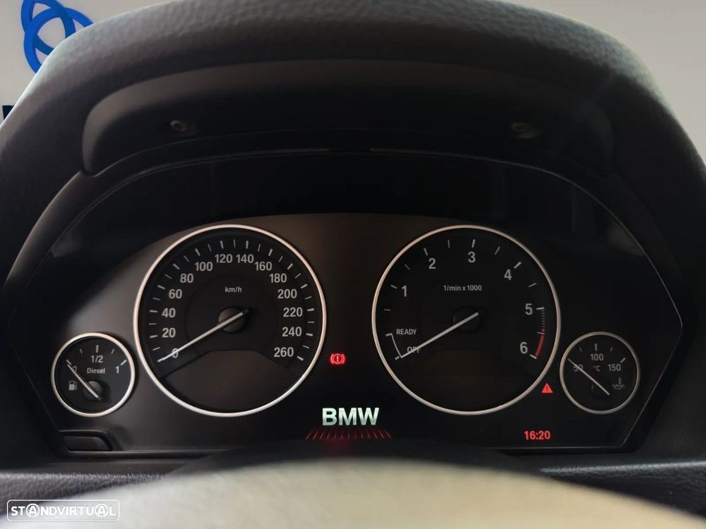 BMW 318 d Line Sport - 18