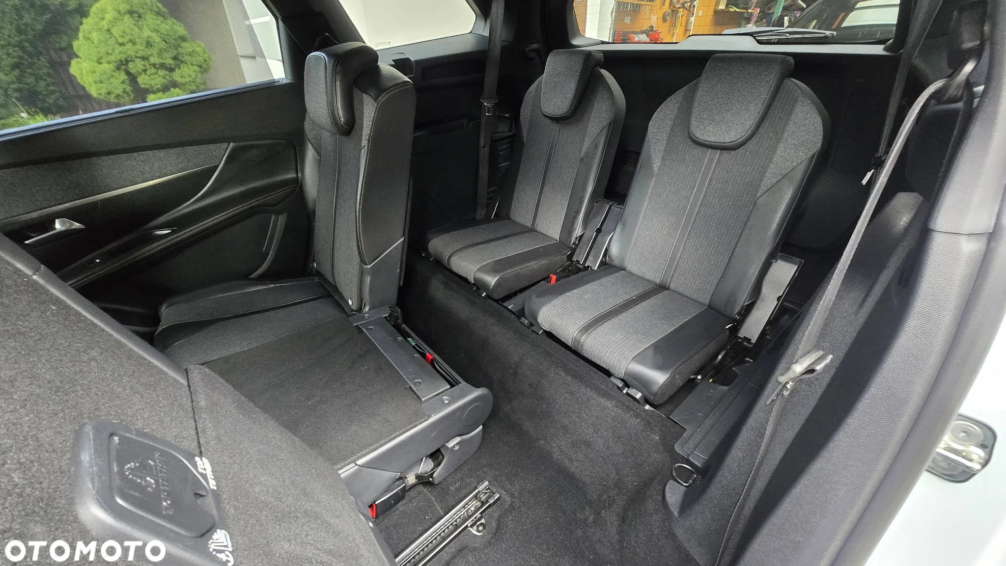 Peugeot 5008 - 10