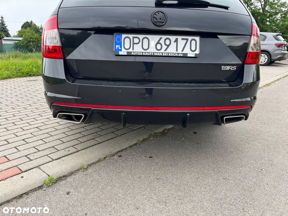 Skoda Octavia 2.0 TDI DSG RS - 7