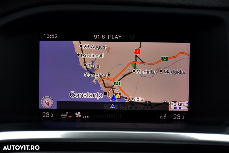 Volvo S60 T5 AWD Momentum - 18