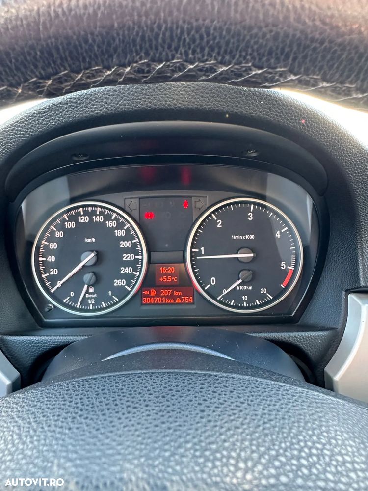 BMW Seria 3 318d DPF - 22