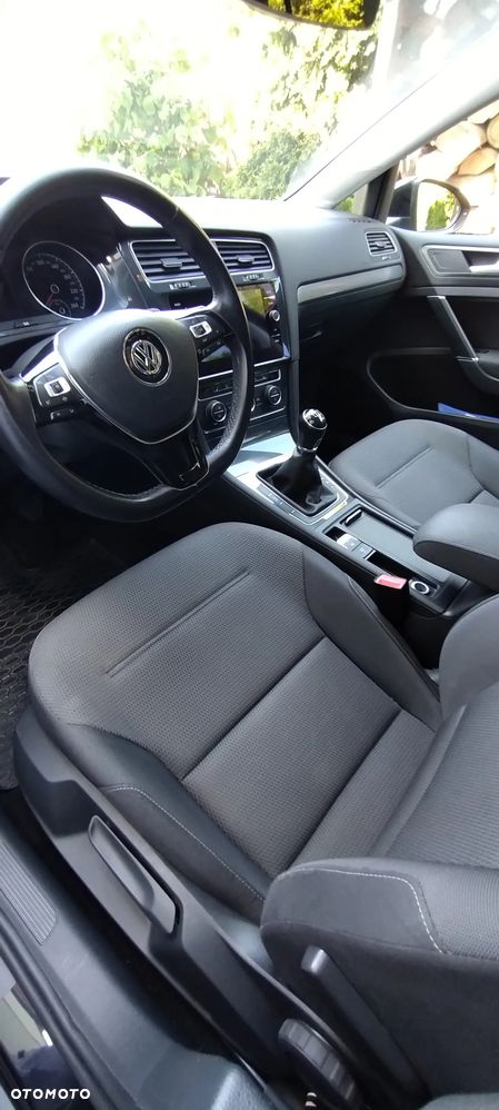 Volkswagen Golf 1.5 TSI BMT Comfortline - 21