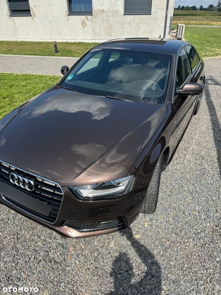 Audi A4 Limousine 1.8 TFSI S line Sportpaket - 4