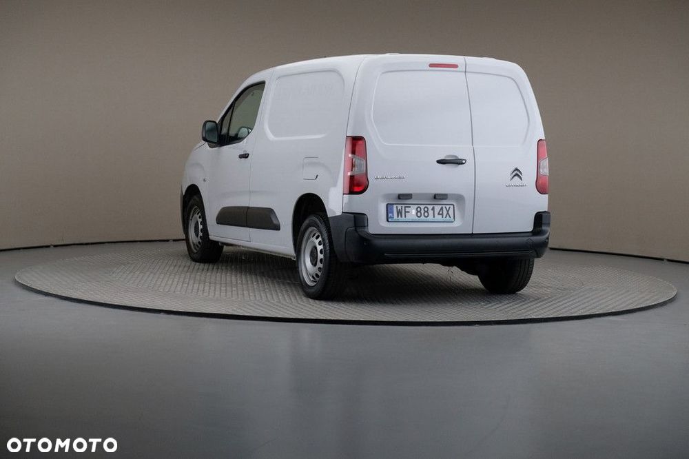 Citroën Berlingo M 1000kg 1.5 Bluehdi 102KM S&S M6 Właścicielem pojazdu jest Ayvens Financial Services Polska - 2