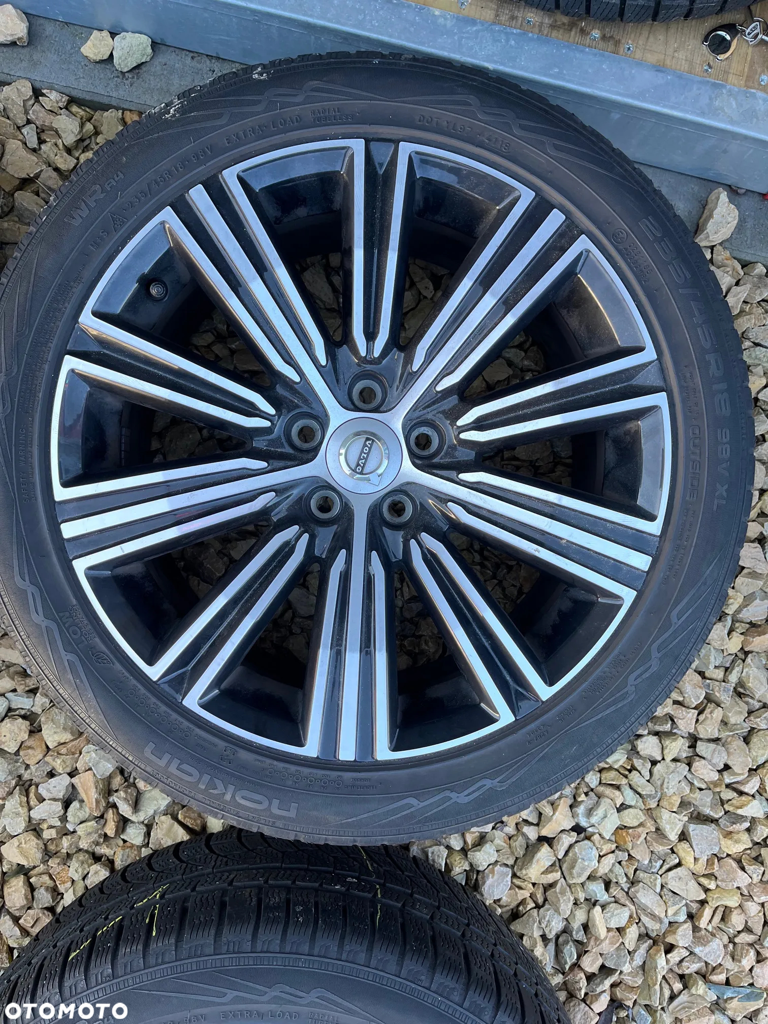 Koła aluminiowe 18' Volvo z oponą zimową - 4