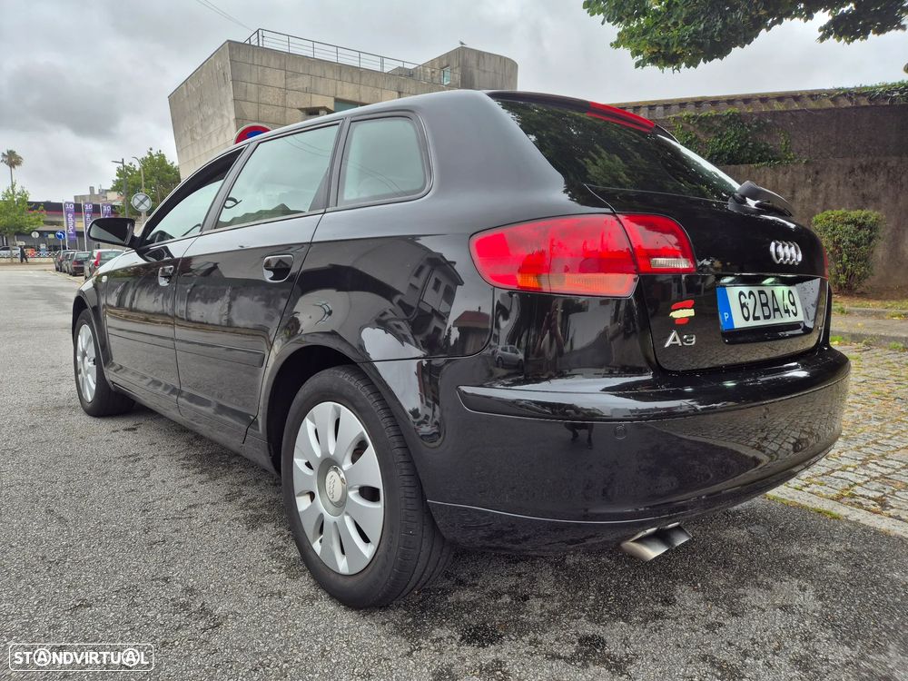 Audi A3 Sportback 1.9 TDi Ambiente - 9
