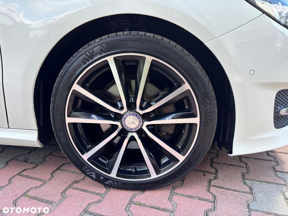 Mercedes-Benz Klasa B 200 BlueEFFICIENCY Edition 1 - 34