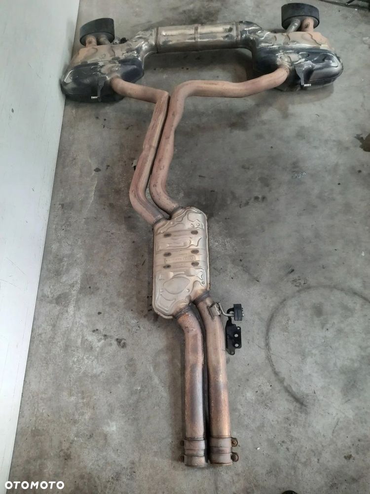 TŁUMIK AKTYWNY WYDECH AUDI RS6 C8 NAKŁADKA CARBON - 2