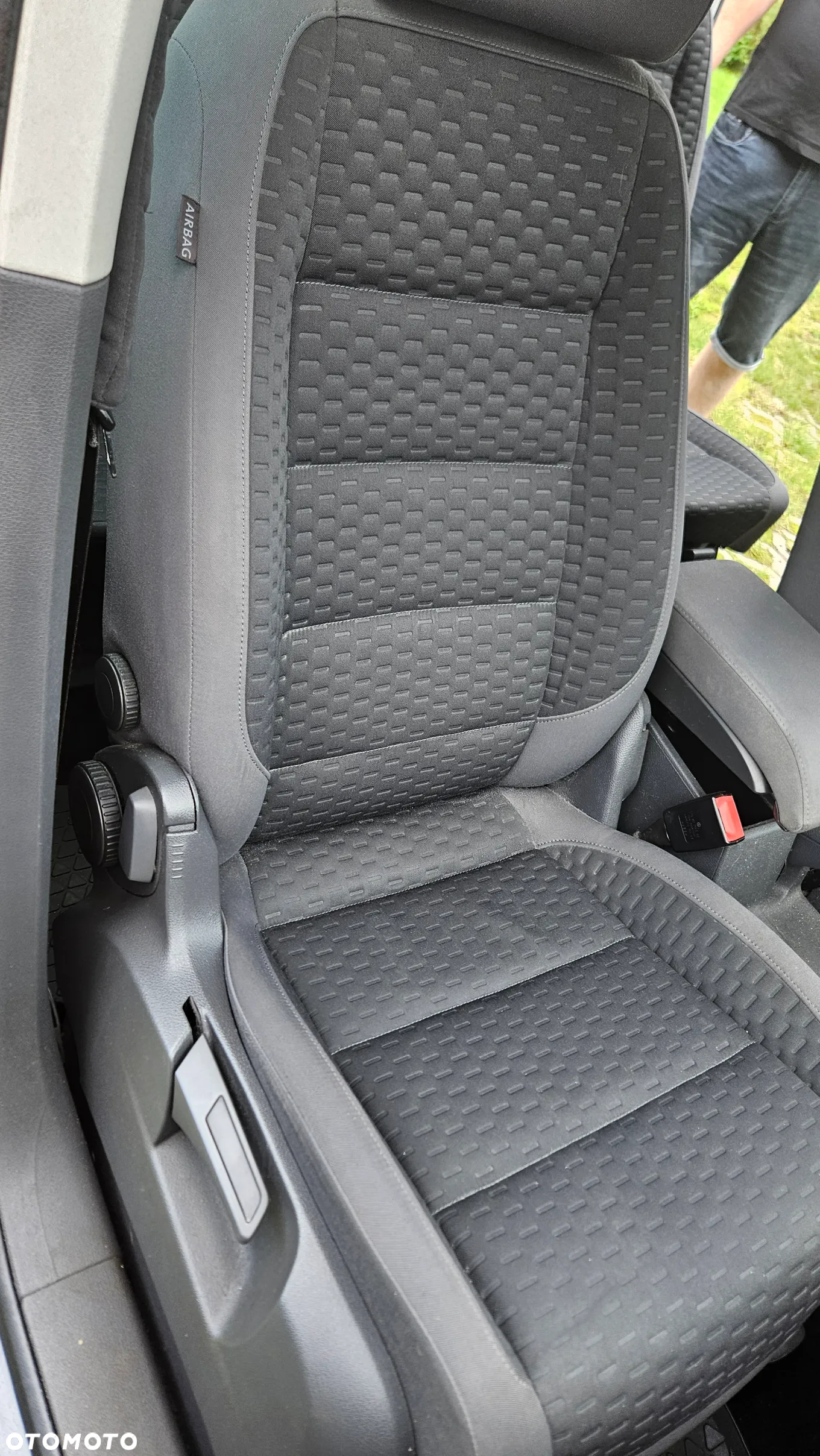 Volkswagen Touran - 3