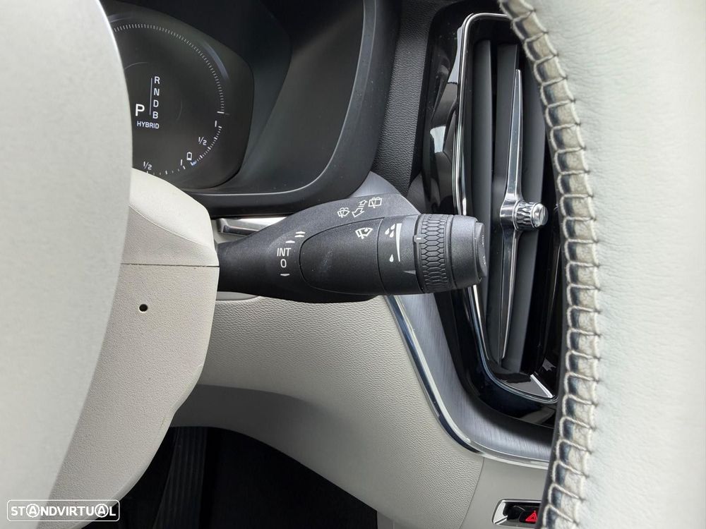 Volvo XC 60 2.0 T8 PHEV Inscription AWD - 23