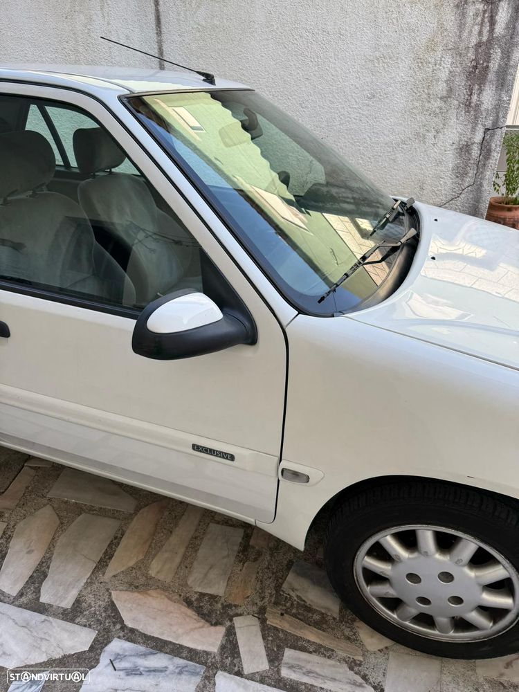 Citroën Saxo 1.5 D Exclusive - 15