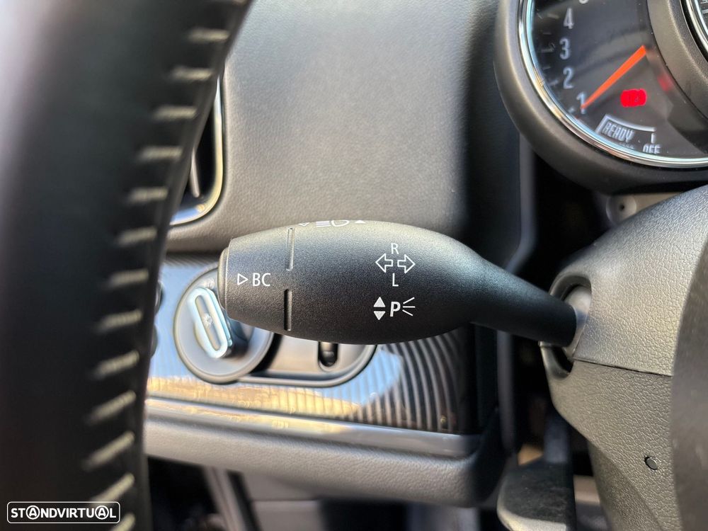 MINI Countryman Cooper SD Sport Edition Auto Desportiva - 21