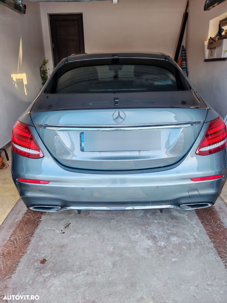 Mercedes-Benz E 220 d 4MATIC 9G-TRONIC - 20