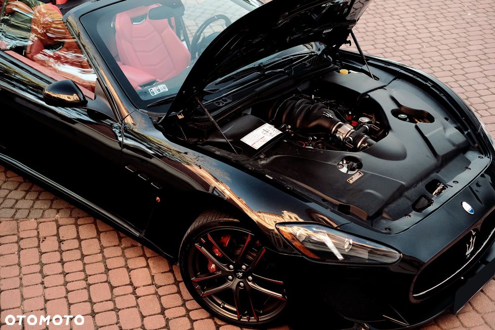 Maserati GranCabrio MC - 5