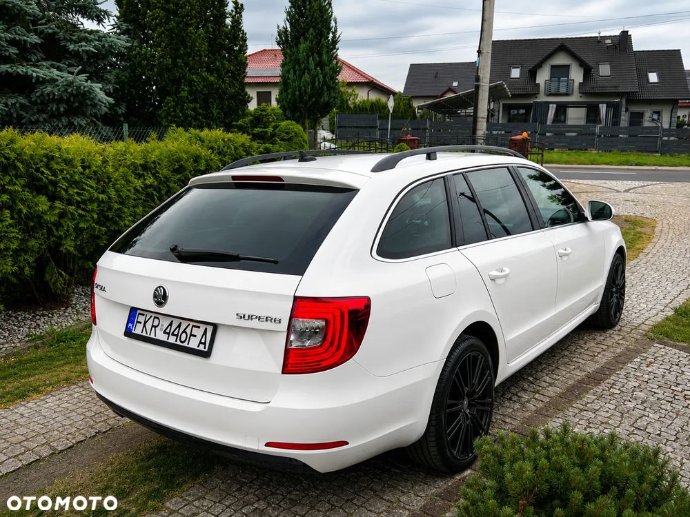 Skoda Superb 2.0 TDI DSG Ambition - 7