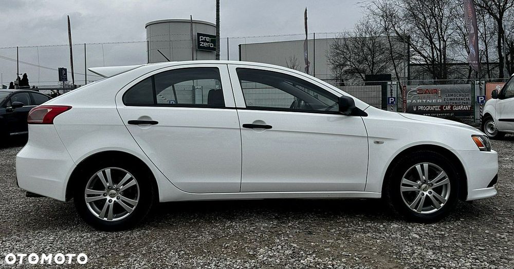 Mitsubishi Lancer - 5