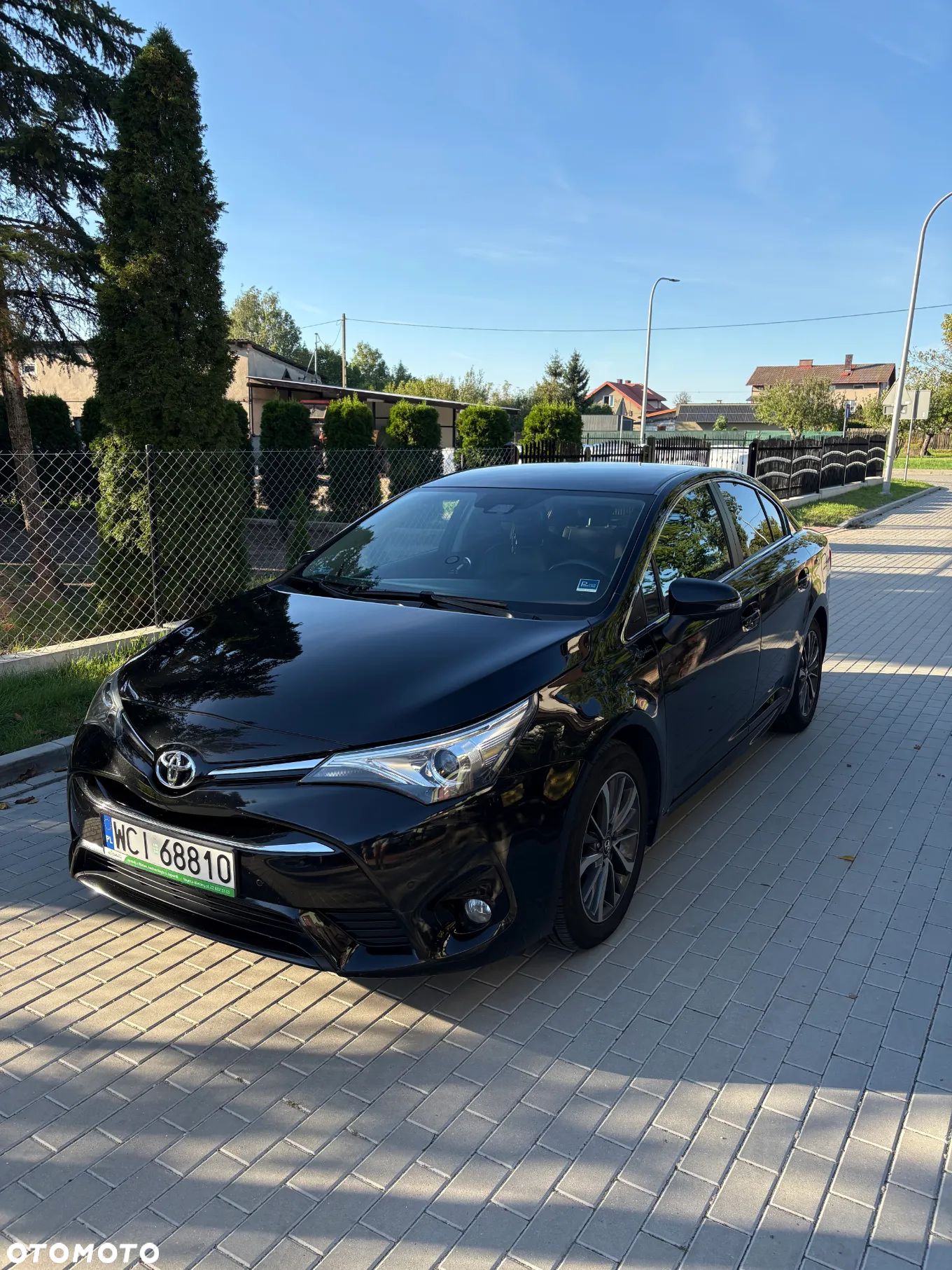 Toyota Avensis 1.8 Premium MS - 1