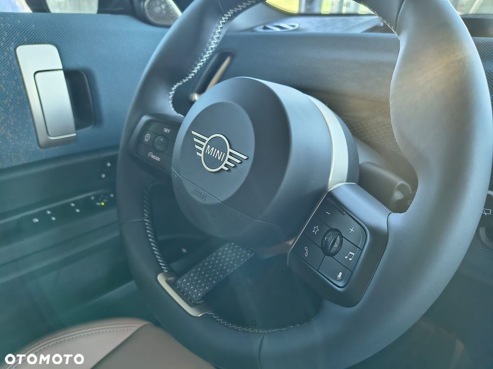 MINI Countryman C mHEV Linia Favoured - 22