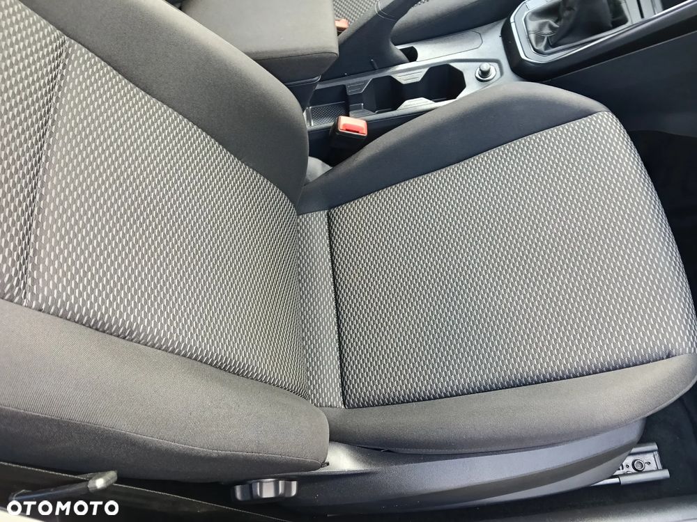 Volkswagen Polo 1.0 ACTIVE - 11