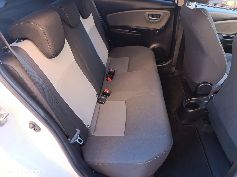 Toyota Yaris - 19
