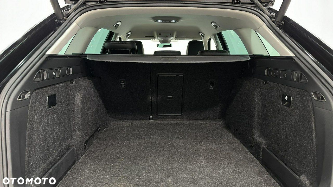 Skoda Superb - 11