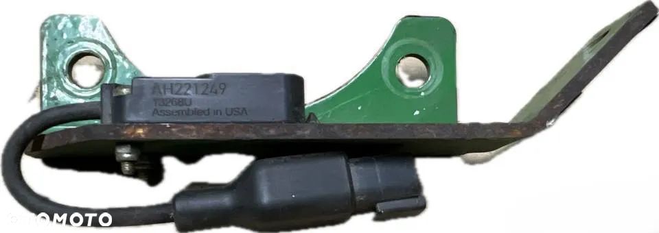 CZUJNIK PRĘDKOŚCI JOHN DEERE -  AH221249 - 1