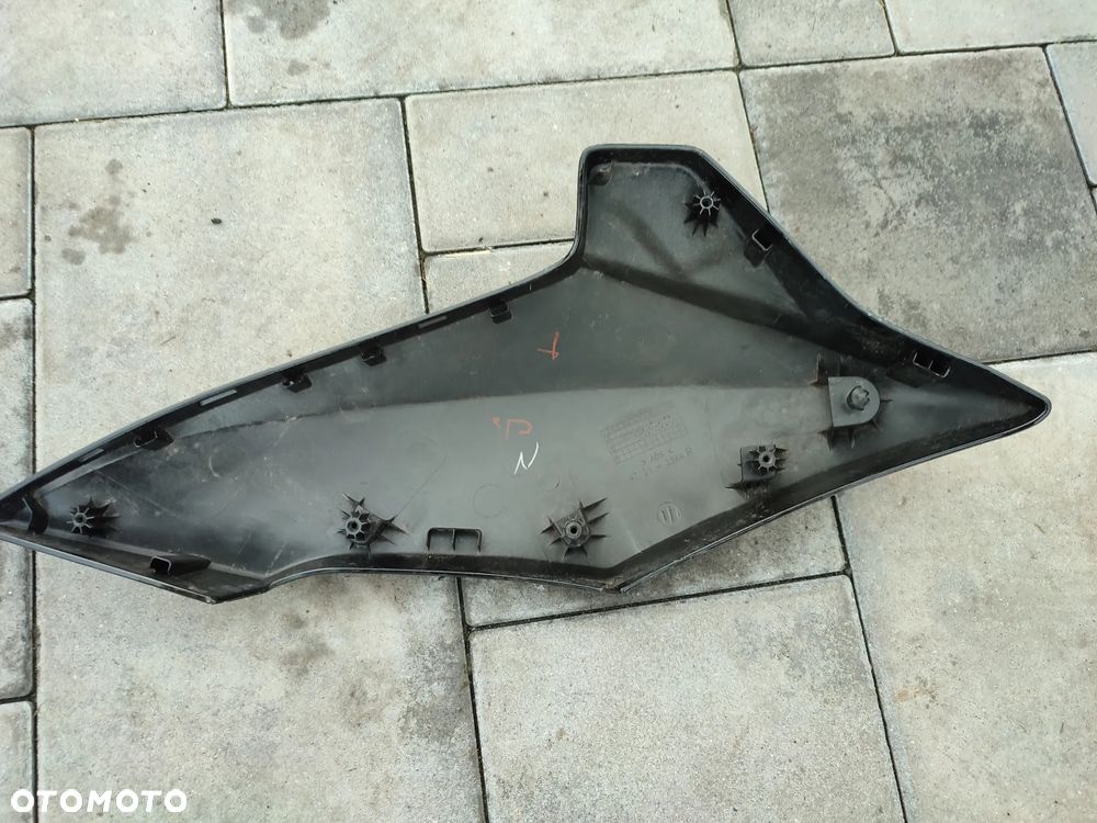 Owiewka, osłona prawa, bok, boczek prawy Suzuki GSX-S 125 - 5