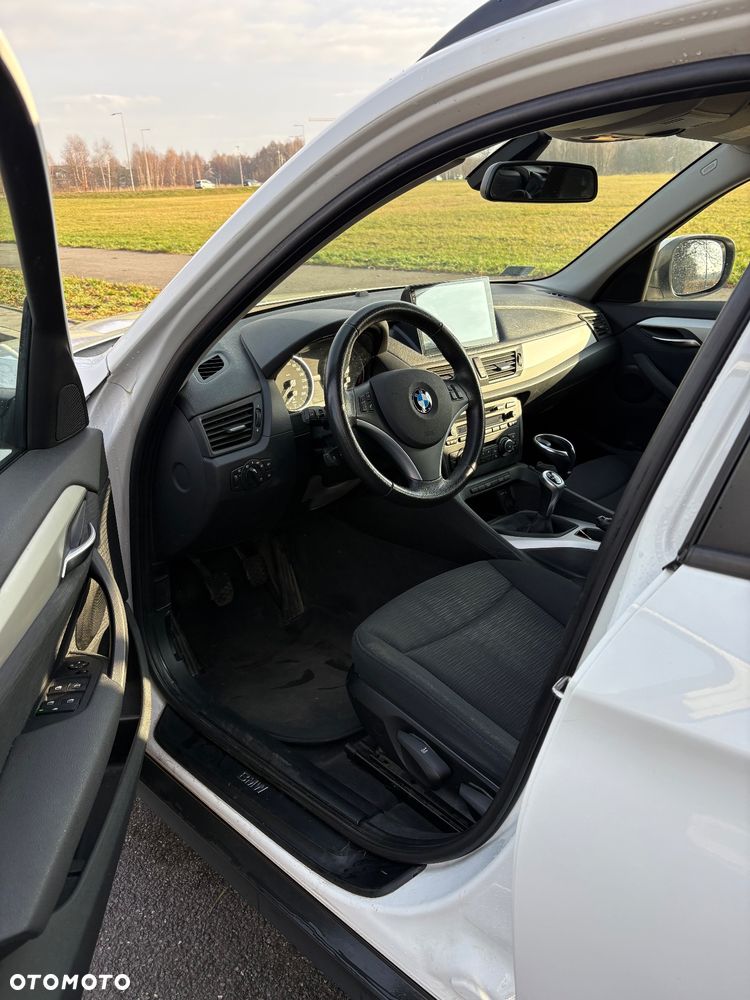 BMW X1 sDrive18d - 9