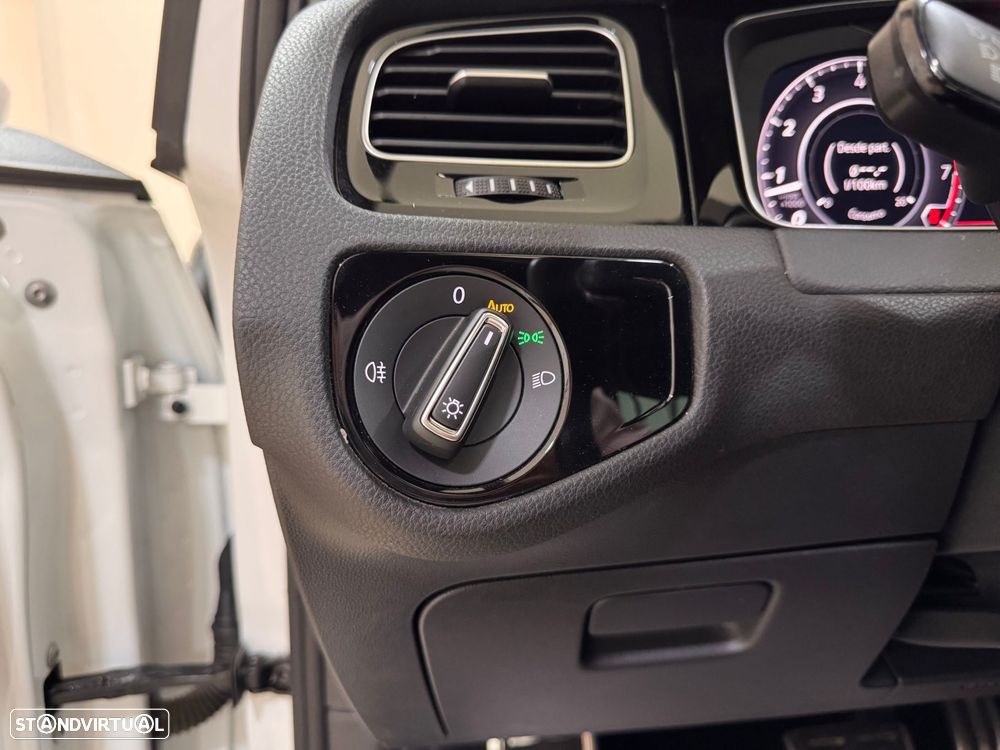 VW Golf 2.0 TSi GTi DSG Performance - 19