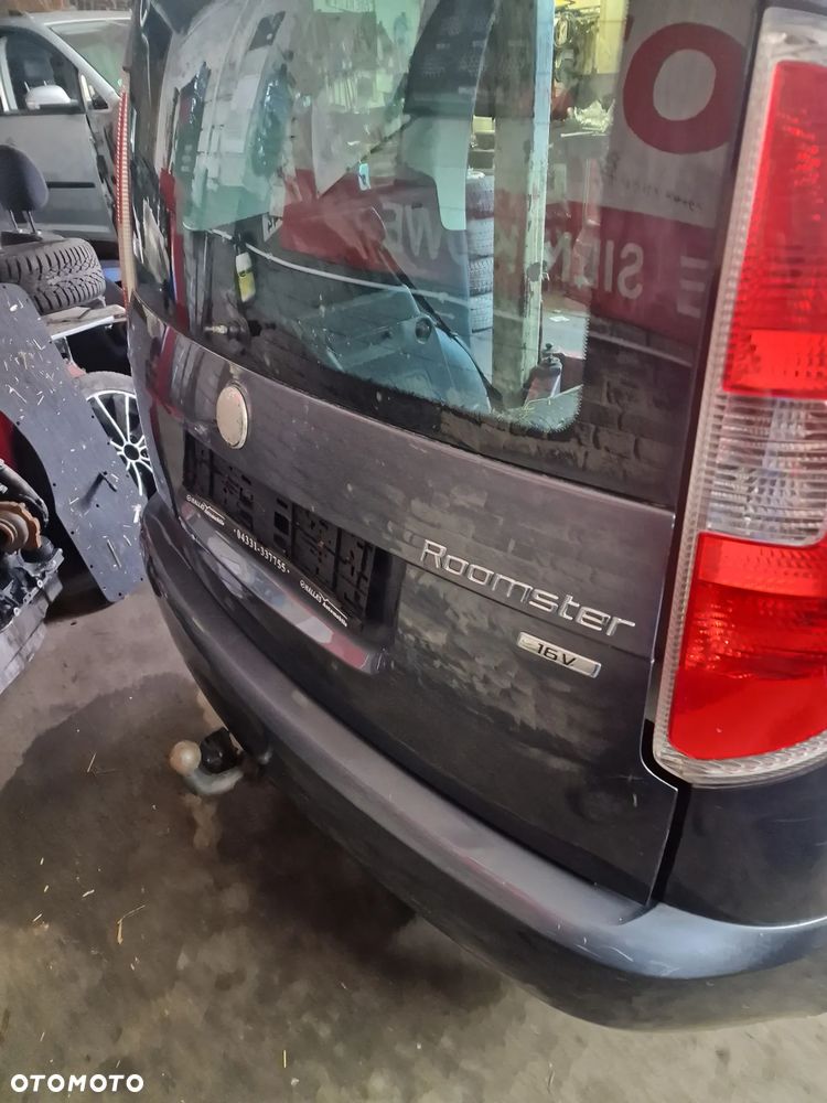 Klapa tył skoda Roomster w kolorze 9153 - 2