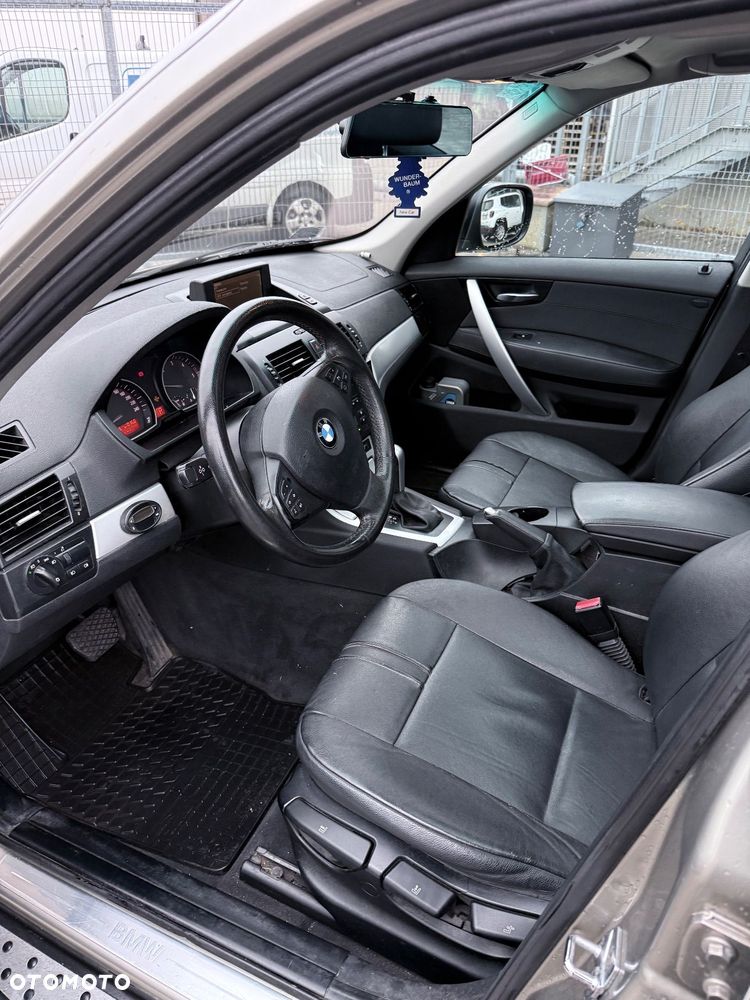 BMW X3 xDrive20d - 11
