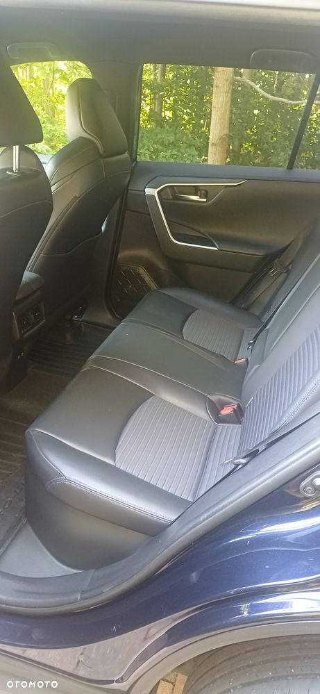 Toyota RAV4 - 5