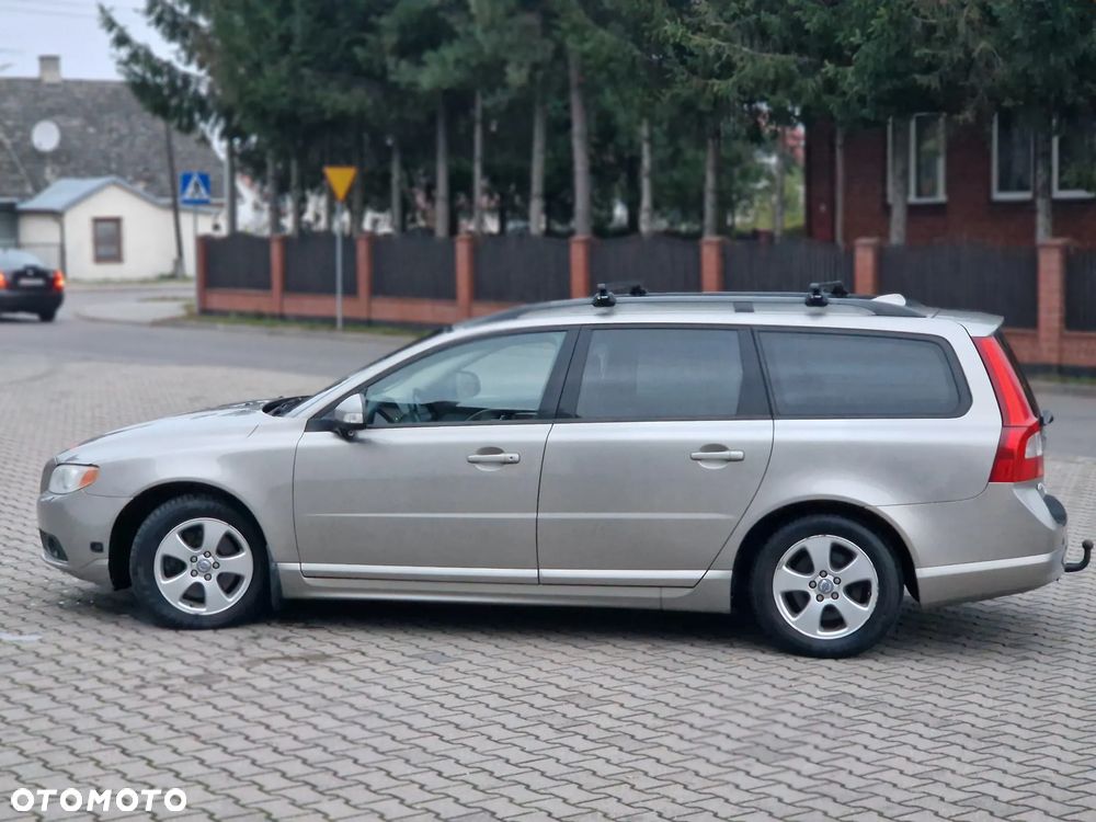Volvo V70 2.5T AWD Summum - 30